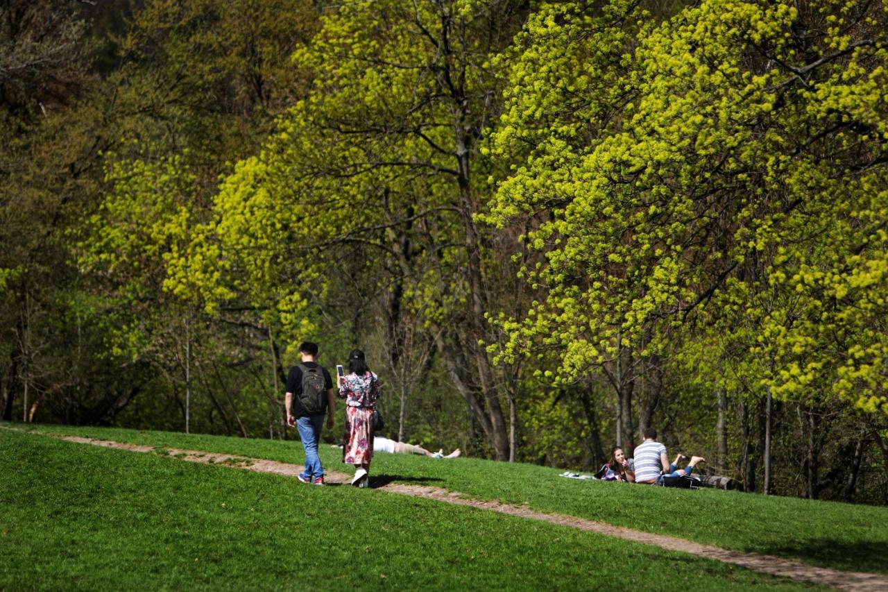 Panoramic Comfort In The Luxurious Green District! Boedapest Buitenkant foto